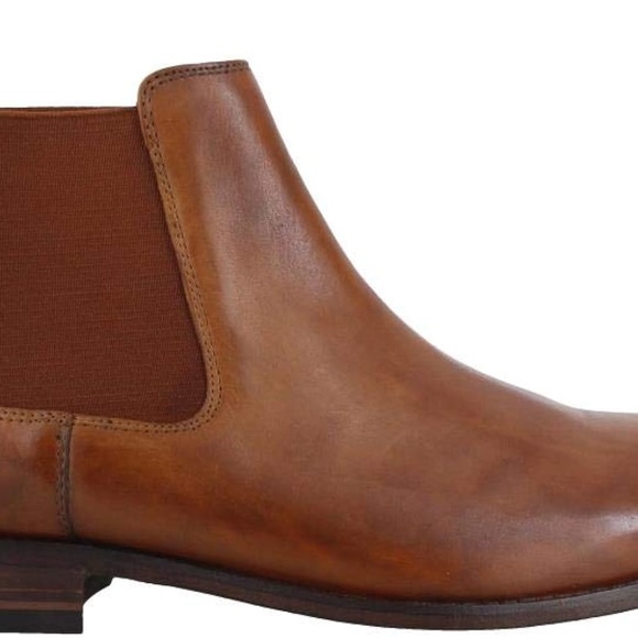 Bostonian Commonwealth Brown Leather Chelsea Boots - Picture 2 of 9